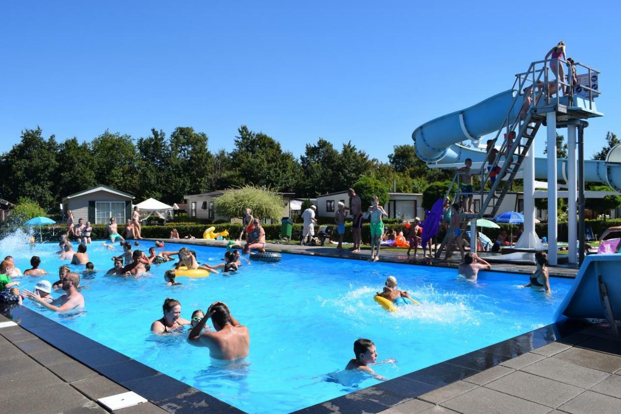 Kleintje Beer Villa Baarland Buitenkant foto